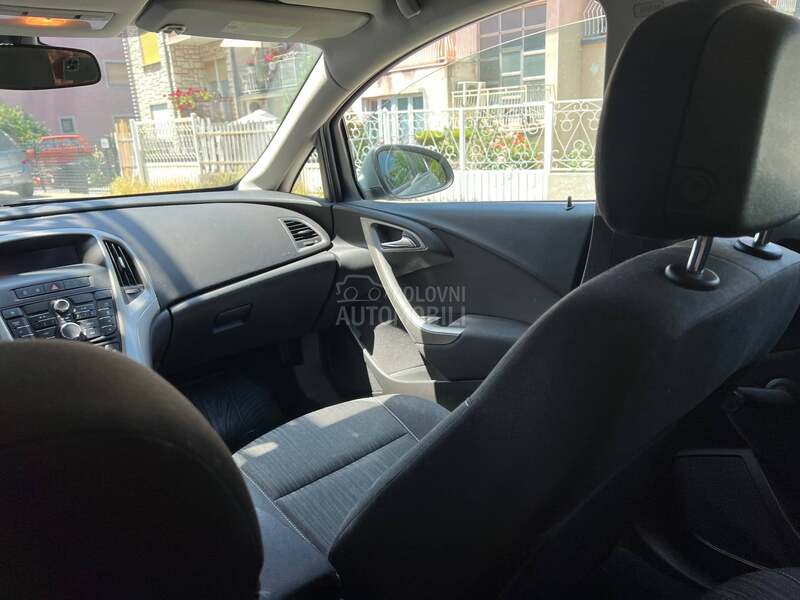 Opel Astra J 1.4
