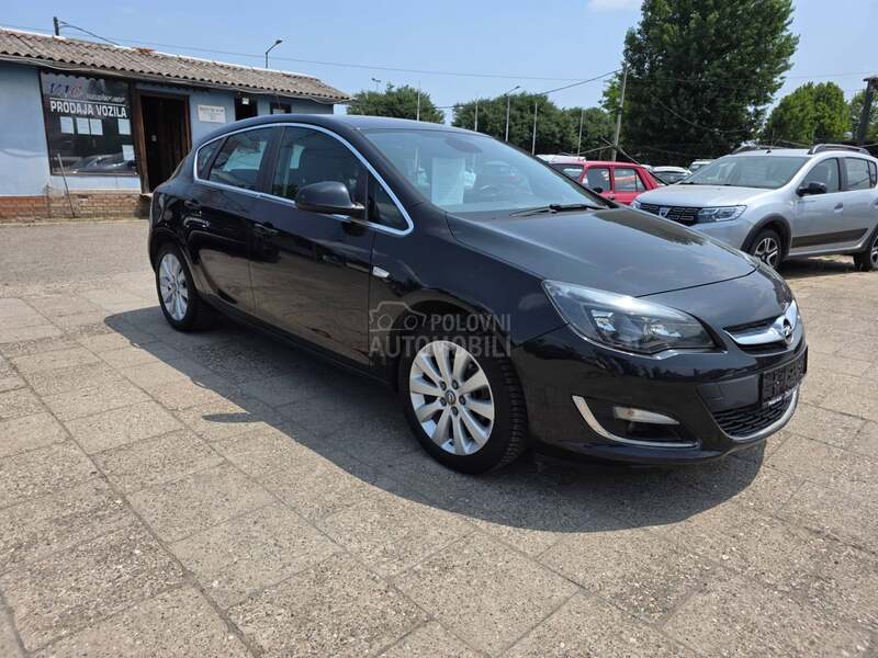 Opel Astra J 1.6 CDTI LED