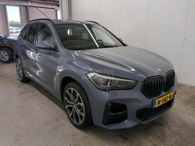 BMW X1 2.0 d M SPORT PAN