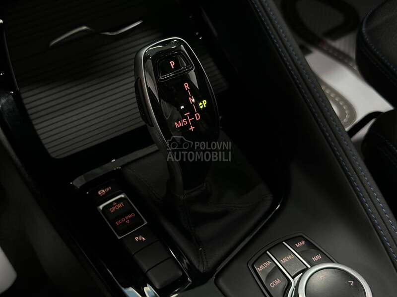 BMW X1 2.0 d M SPORT PAN
