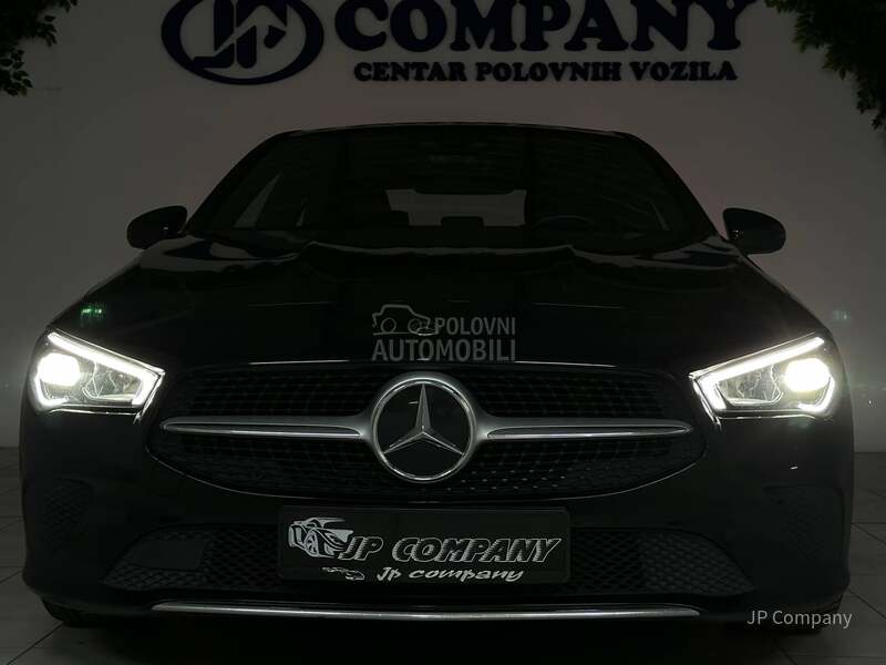 Mercedes Benz CLA 180 AMB AUT