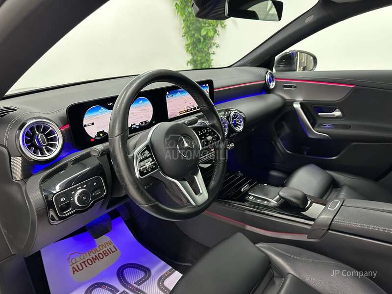 Mercedes Benz CLA 180 AMB AUT