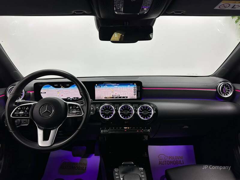Mercedes Benz CLA 180 AMB AUT