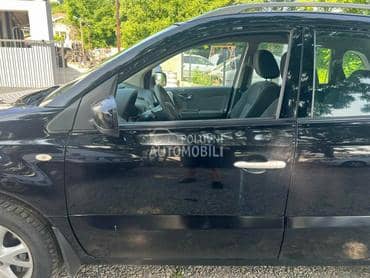 Vrata prednja leva crna NV676 za Renault Koleos od 2008. do 2016. god.