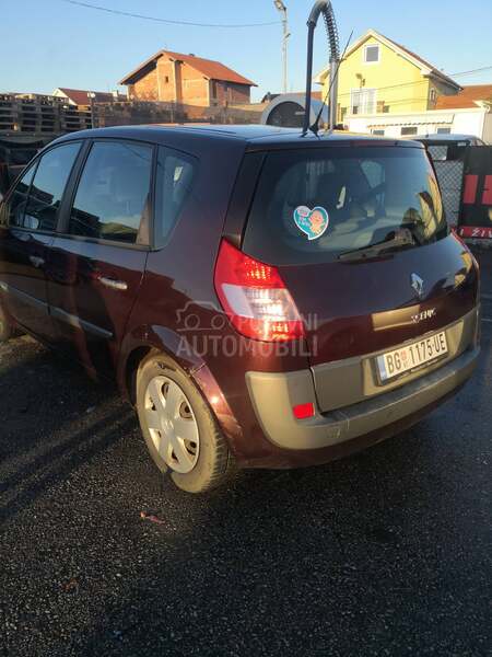 Renault Scenic 2.0 16v