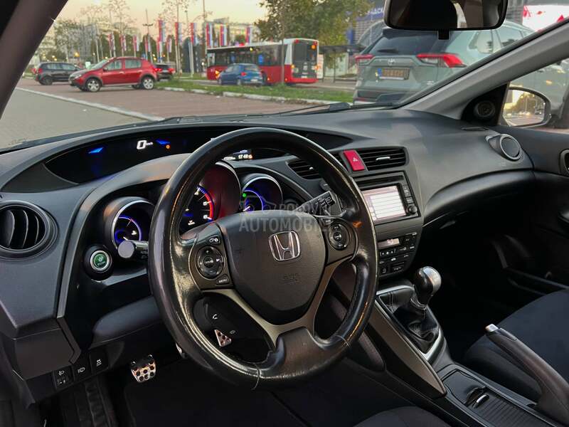 Honda Civic 1.6 i-DTEC SPORT