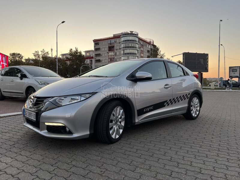 Honda Civic 1.6 i-DTEC SPORT