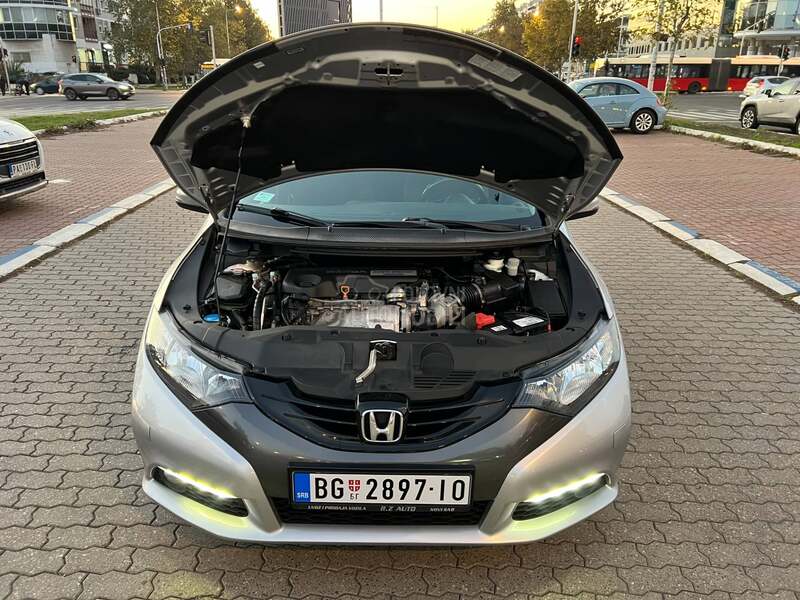 Honda Civic 1.6 i-DTEC SPORT