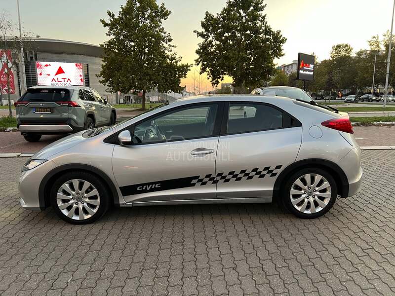 Honda Civic 1.6 i-DTEC SPORT