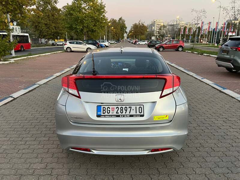 Honda Civic 1.6 i-DTEC SPORT