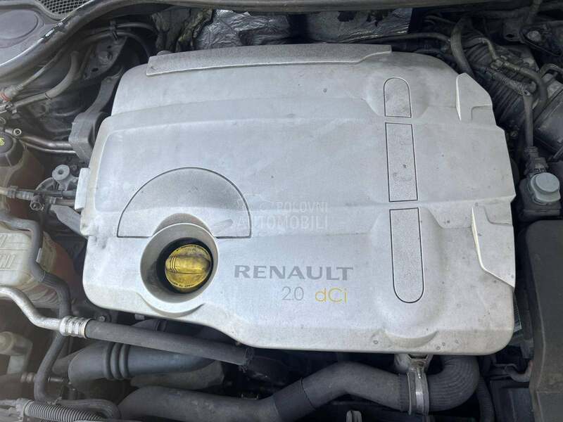 Renault Laguna III 2.0dCi -  kompletan auto u delovima