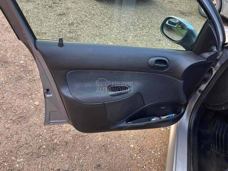 Peugeot 206 1.4