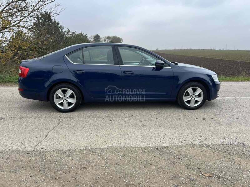 Škoda Octavia B E N Z G A S