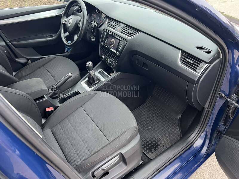 Škoda Octavia B E N Z G A S