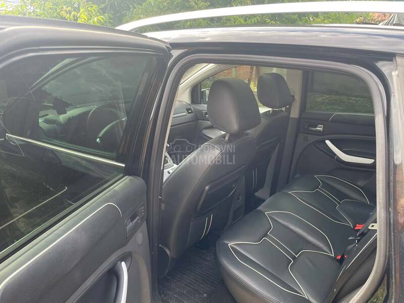 Ford Kuga Individual 4x4