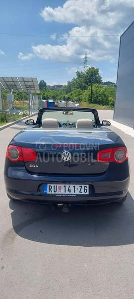 Volkswagen EOS 