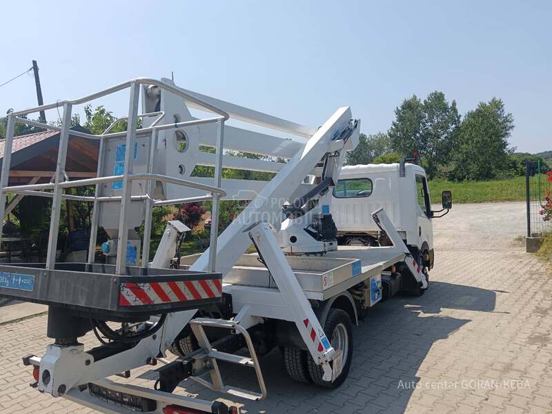 Nissan CABSTAR
