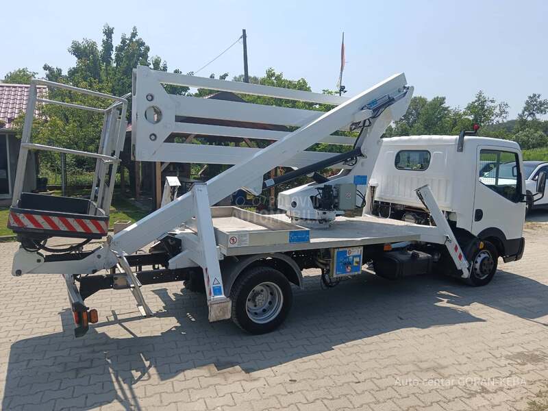 Nissan CABSTAR