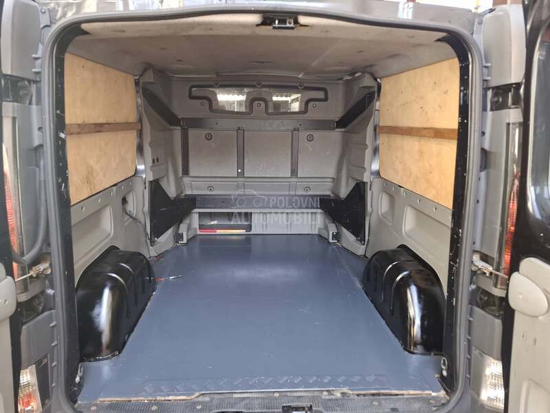 Renault Trafic dci 100 dugi N1 6.sed
