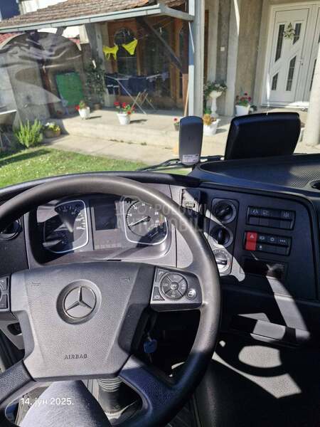 Mercedes Benz Atego 818