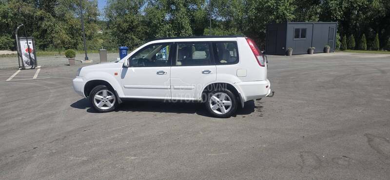 Nissan X-Trail 2.0