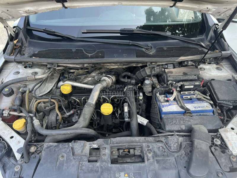 Renault Megane III 1.5dCi 2010. god. -  kompletan auto u delovima