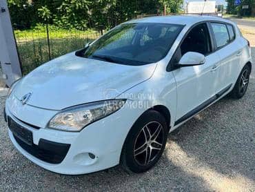 Renault Megane III 1.5dCi 2010. god. -  kompletan auto u delovima