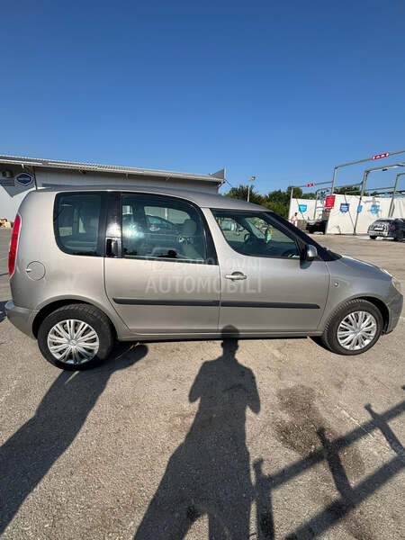Škoda Roomster 