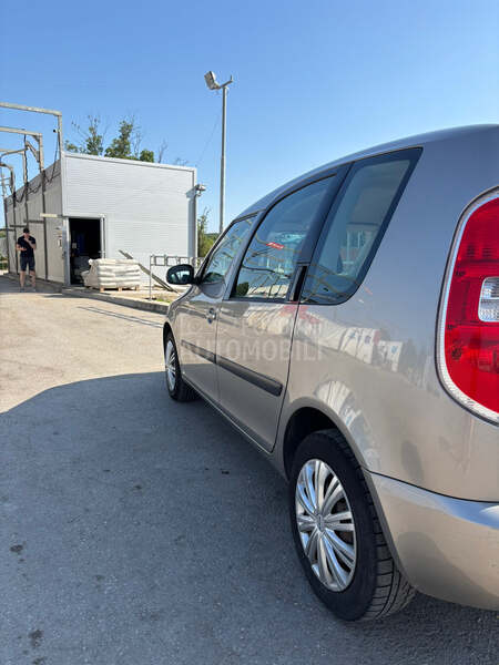 Škoda Roomster 