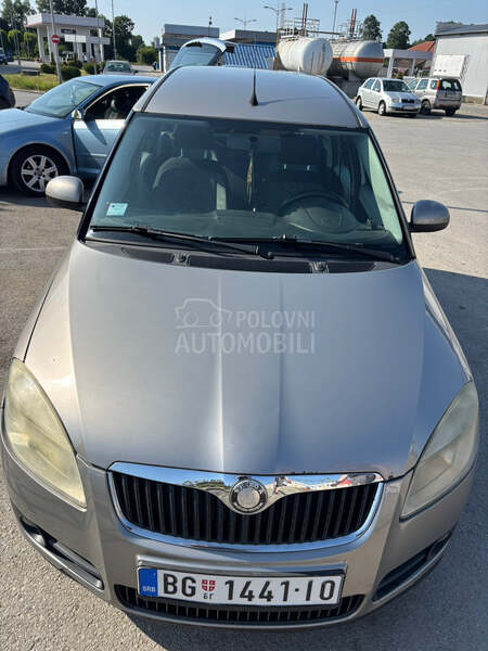 Škoda Roomster 
