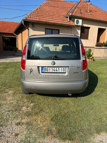 Škoda Roomster 