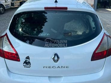 Vrata gepeka bela DV369 hečbek za Renault Megane od 2008. do 2016. god.