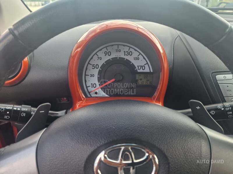 Toyota Aygo 1.0B REZERVISANA
