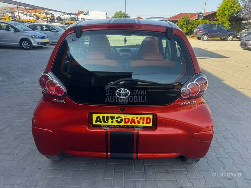 Toyota Aygo 1.0B REZERVISANA