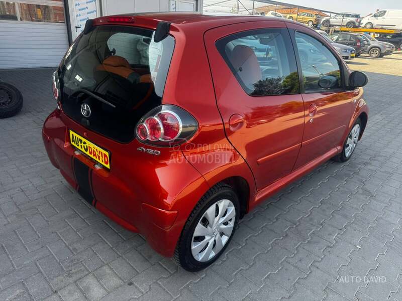 Toyota Aygo 1.0B REZERVISANA