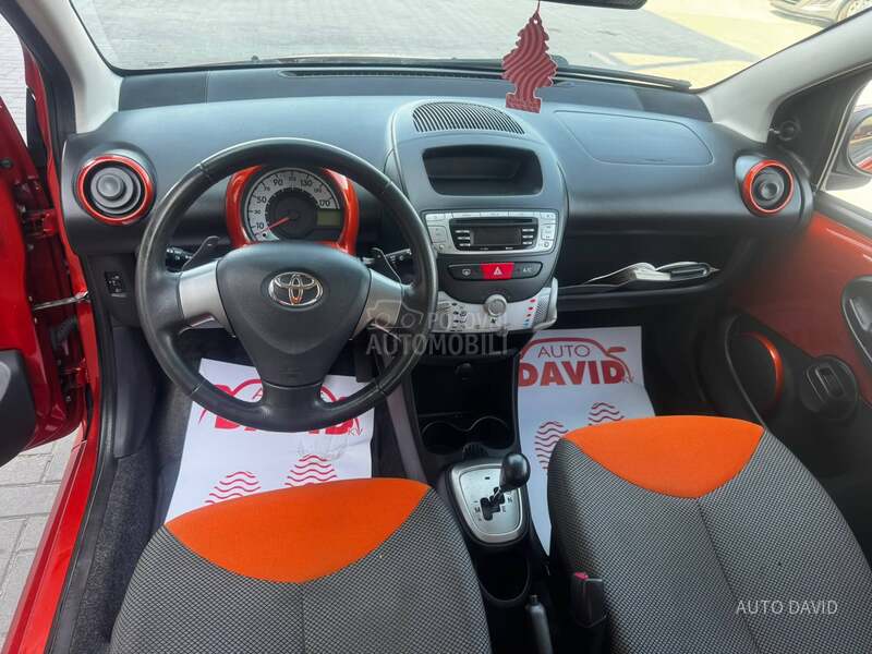 Toyota Aygo 1.0B REZERVISANA