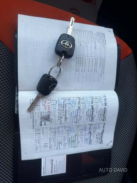 Toyota Aygo 1.0B REZERVISANA