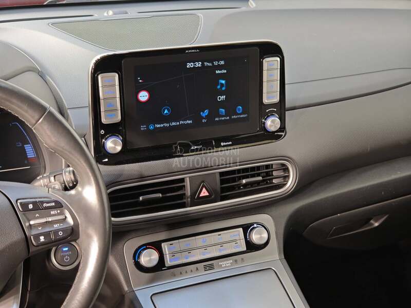 Hyundai Kona PREMIUM