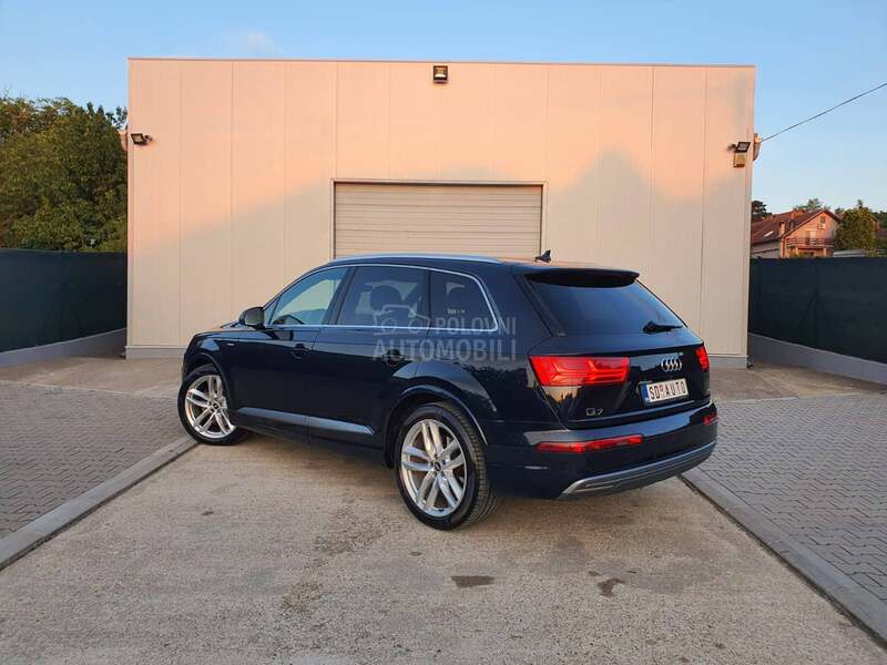 Audi Q7 E Tron S-Line