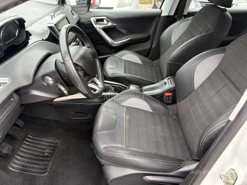 Peugeot 2008 1,2