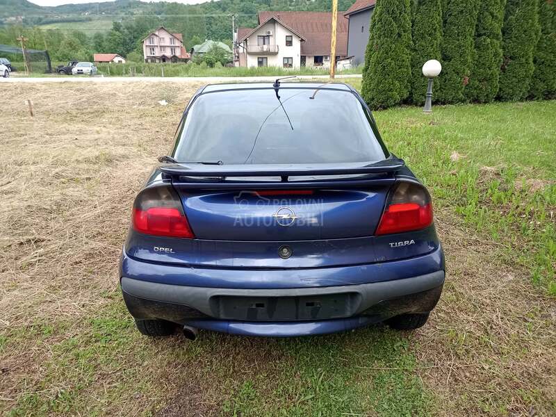 Opel Tigra 