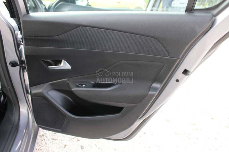 Peugeot 308 1.5 EAT8 ACTIVE