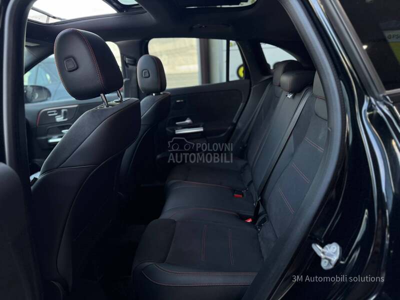 Mercedes Benz GLA 200 D/AMG/PANO/MULTIBEAM