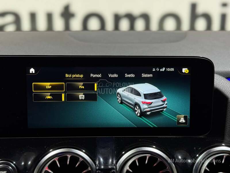 Mercedes Benz GLA 200 D/AMG/PANO/MULTIBEAM