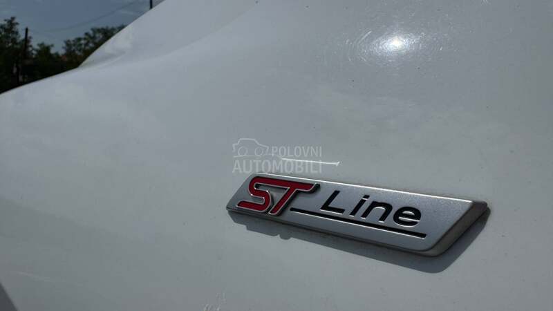 Ford Kuga ST line/Virtual