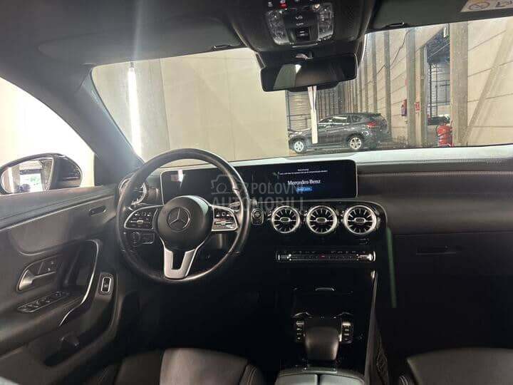 Mercedes Benz CLA 180 Pano/Sport/LED