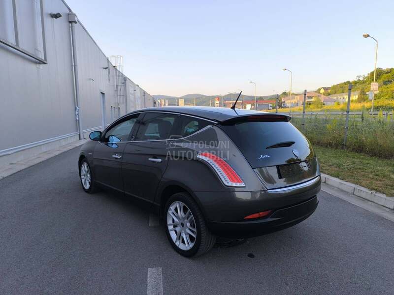 Lancia Delta 1.4 TJET