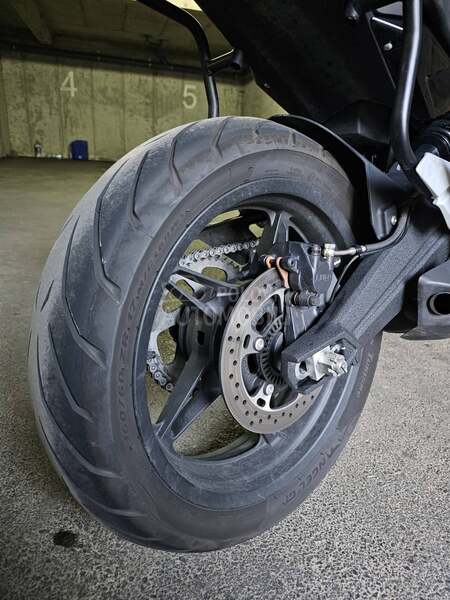 CFMOTO 650 MT