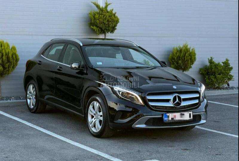 Mercedes Benz GLA 200 