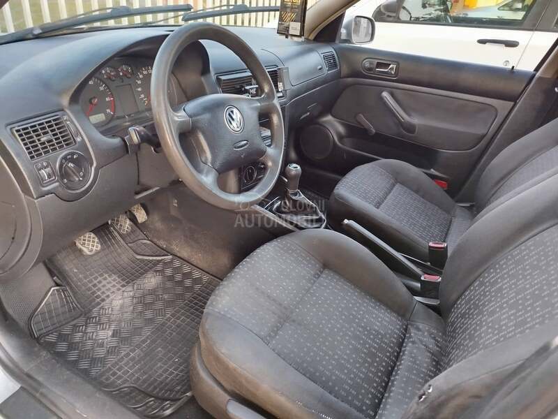 Volkswagen Golf 4 